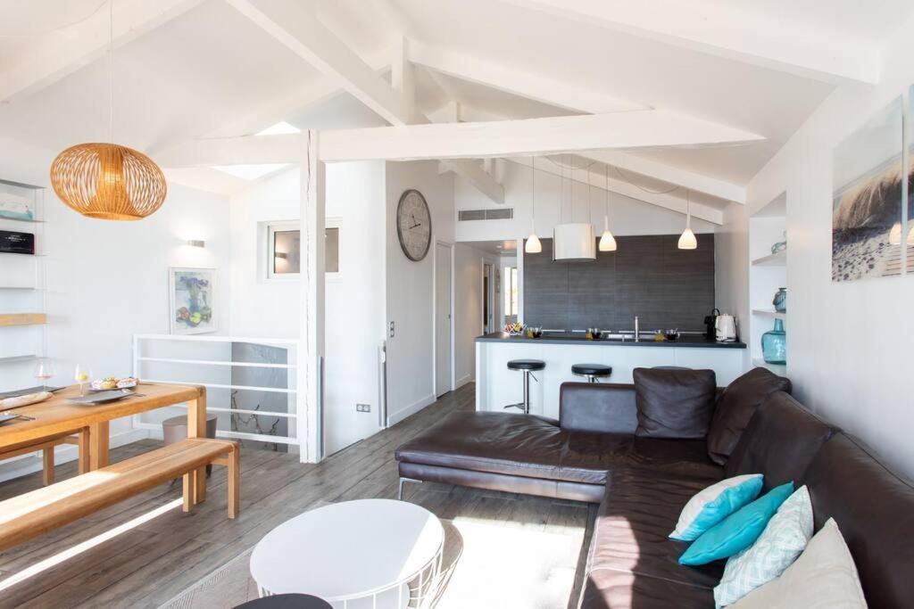 #40 Bright Sea View Suite For 6 2Mins Walk Port & Sea Villefranche-sur-Mer Exterior foto
