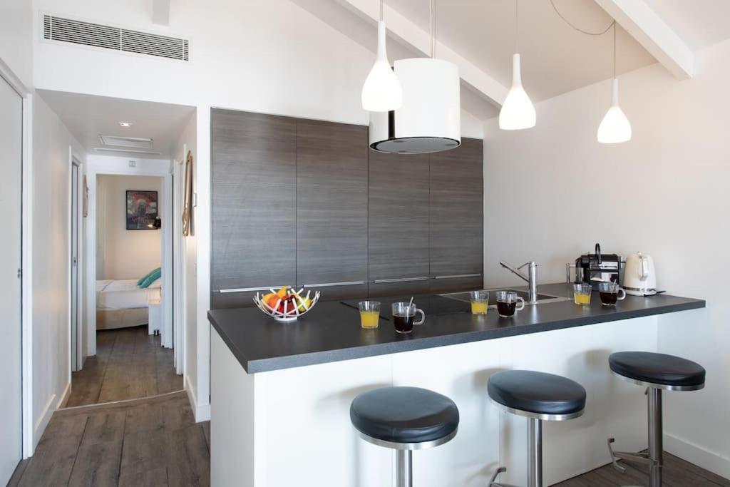 #40 Bright Sea View Suite For 6 2Mins Walk Port & Sea Villefranche-sur-Mer Exterior foto