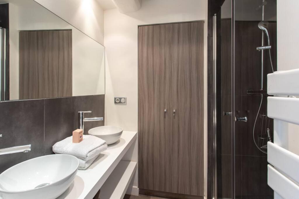 #40 Bright Sea View Suite For 6 2Mins Walk Port & Sea Villefranche-sur-Mer Exterior foto